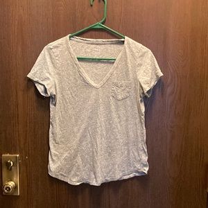 S Gap short sleeve tee